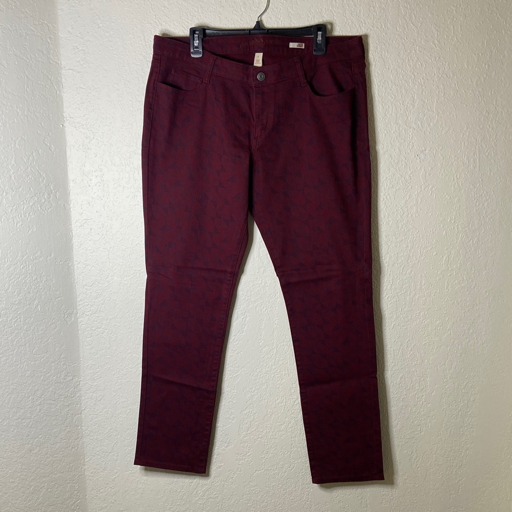 Arizona Jean Company Women's Burgundy Skinny Jeans